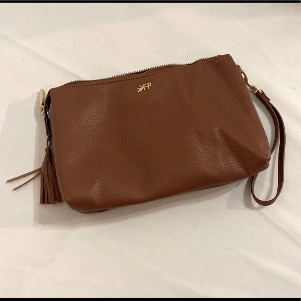 Freshly picked wristlet